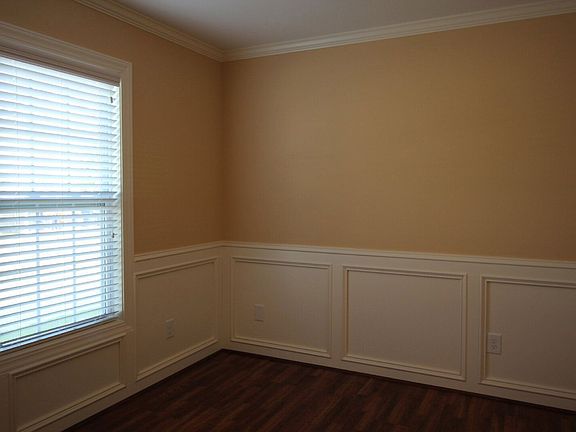 5th image of 120 E Chandler Dr