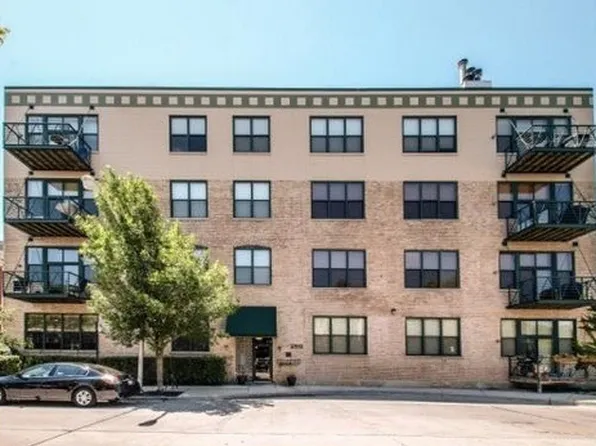 2512 N Bosworth Ave APT 206, Chicago, IL 60614