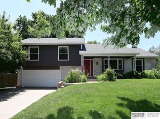 7821 Lake St, Lincoln, NE 68506