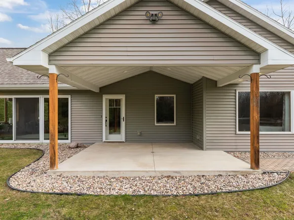 N3573 County Road A, Black Creek, WI 54106