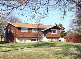 3912 E County Line Rd, Lewisville, IN 47352