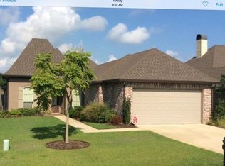 307 Overbrook Dr, Broussard, LA 70518