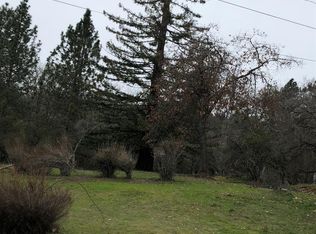 509 NW Valley View Dr, Grants Pass, OR 97526