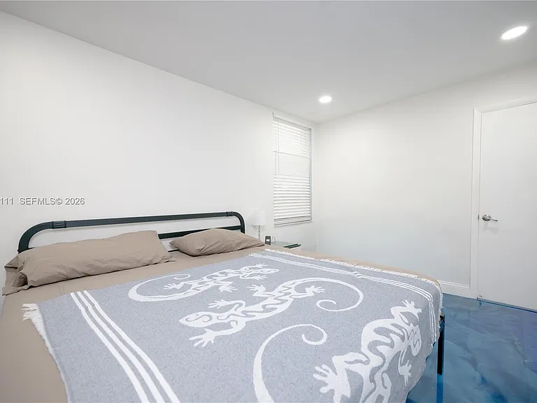 1551 NE Miami Gardens Dr #225 — Photo 12