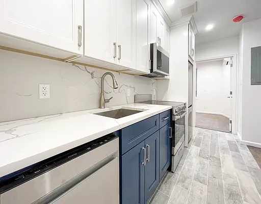 Rented by Corcoran | media 1