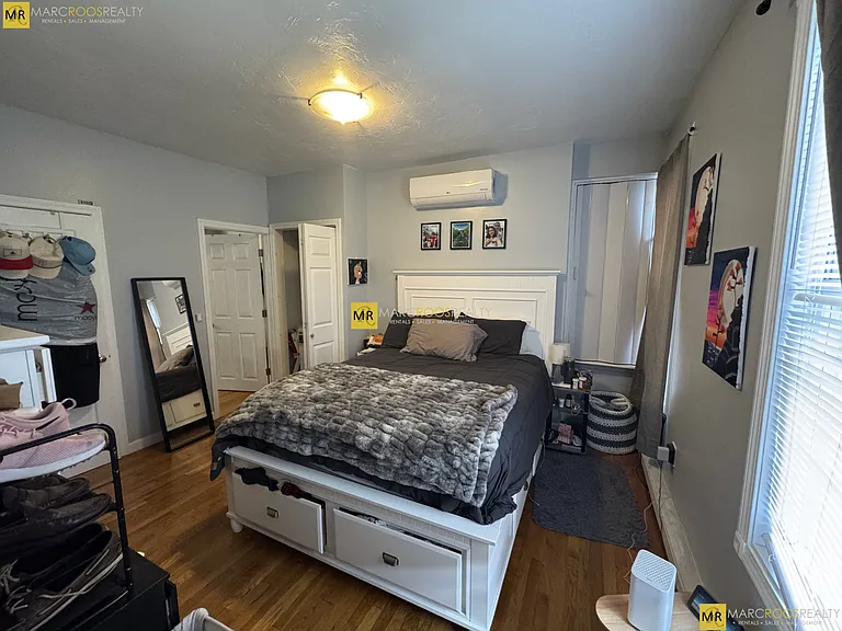 235 Northampton St — Photo 5