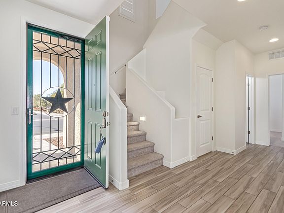 3rd image of 1349 N BALBOA --