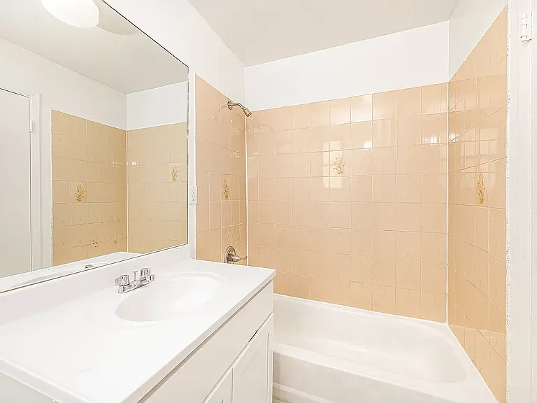 235 W 63rd St #3A — Photo 3