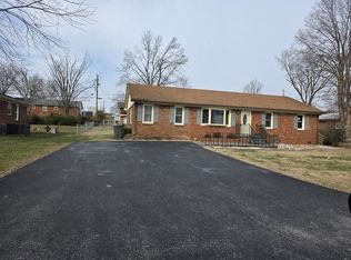 313 Wayne Dr, Hopkinsville, KY 42240
