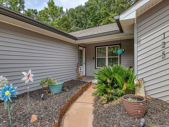 5th image of 125 Grandchester Way