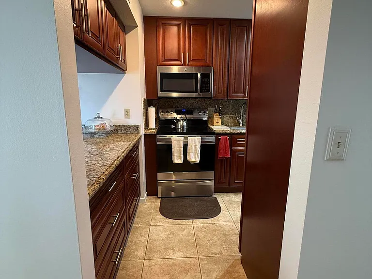 15445 Lakes Of Delray Blvd #204 — Photo 8