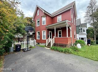 9 Finlay Street, Amsterdam, NY 12010