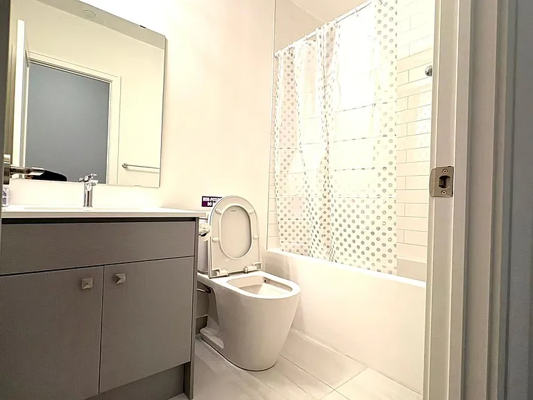 2 Manderley Dr #106 — Photo 9
