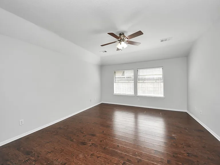 8322 Adler Lake Dr — Photo 47