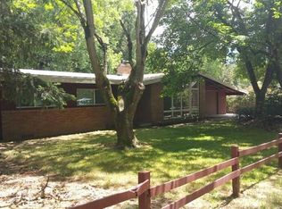 1345 SE Elm Ln, Grants Pass, OR