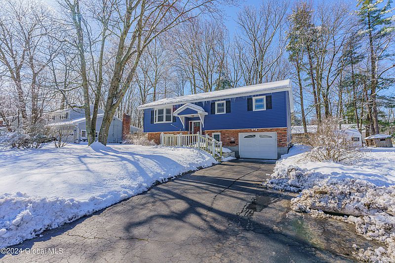 3rd image of 46 Fredericks Road
