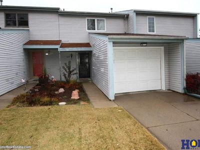 5620 Fairacre Ct, Lincoln, NE, 68506