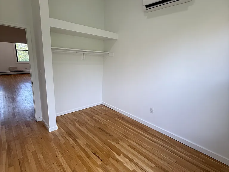 359 1st St #2 — Photo 8