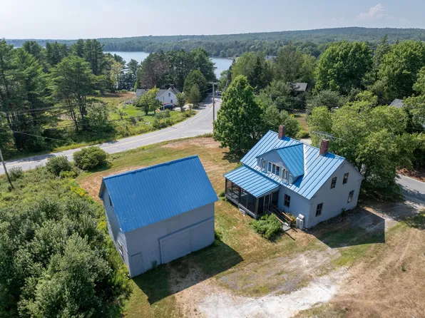5 River Road, Brooklin, ME 04616