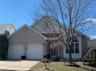 9 Halifax Dr #9, Monroe, NJ 08831
