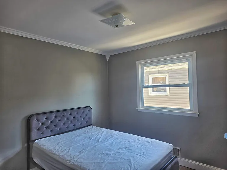 352 Elverton Ave #2 — Photo 10