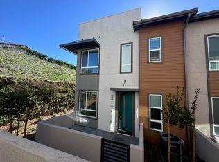 984 Holly Ln, Vista, CA 92084
