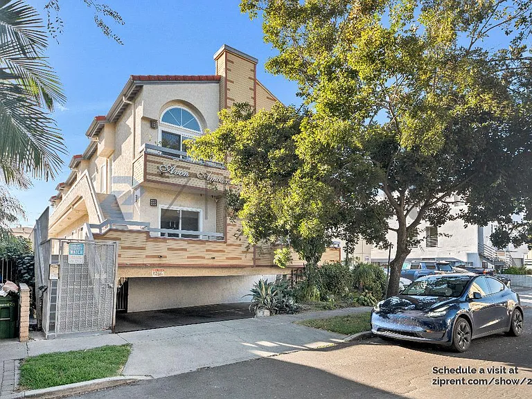 11733 Avon Way #101 — Photo 2