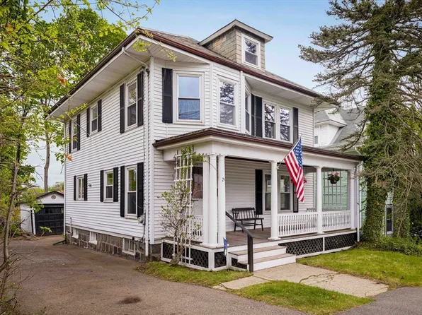 21 Perkins Ave, Hyde Park, MA 02136