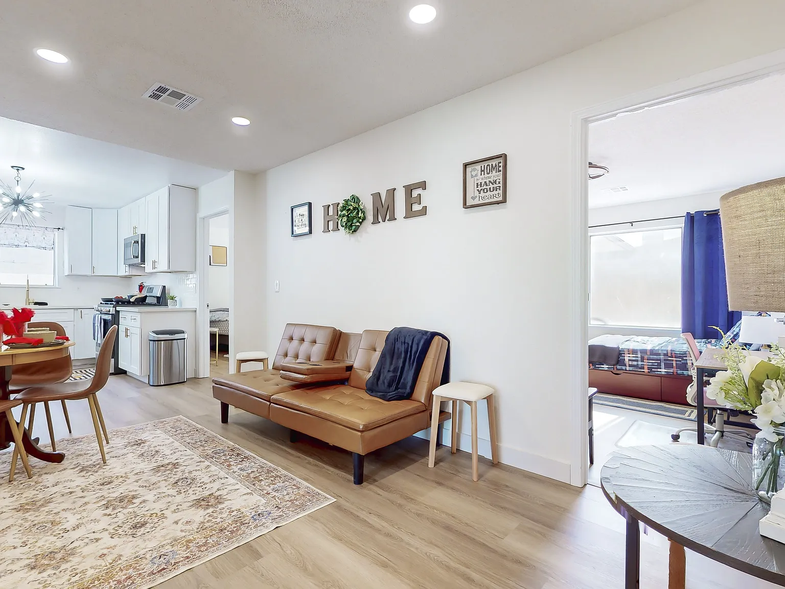 4 bed, 3.0 bath, 2000 sqft, $888 — Photo 4