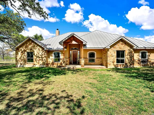 1224 Fm 3432, Adkins, TX 78101