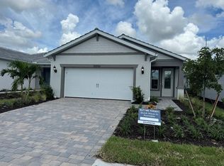 10450 Abaco Falls Dr, Englewood, FL 34223