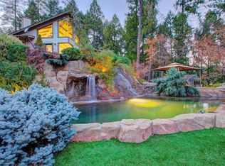 17615 Rollins View Dr, Grass Valley, CA 95945