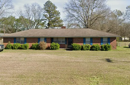 4626 Ridge Rd — Photo 1