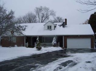 110 Brooklea Dr, Rochester, NY 14624