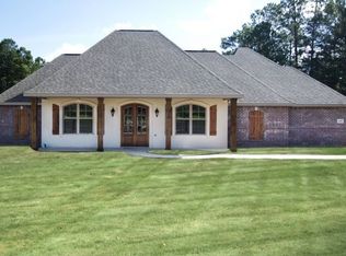 145 Eagle Point Rd, Leesville, LA 71446