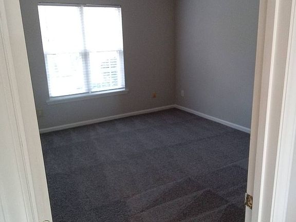 5th image of 3200 New Hampshire Dr