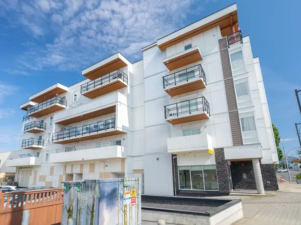 15 Canada Ave #208, Duncan, BC V9L 1V2