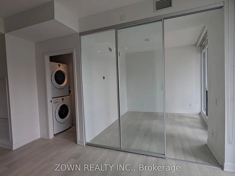 90 Queens Wharf Rd #302 — Photo 33