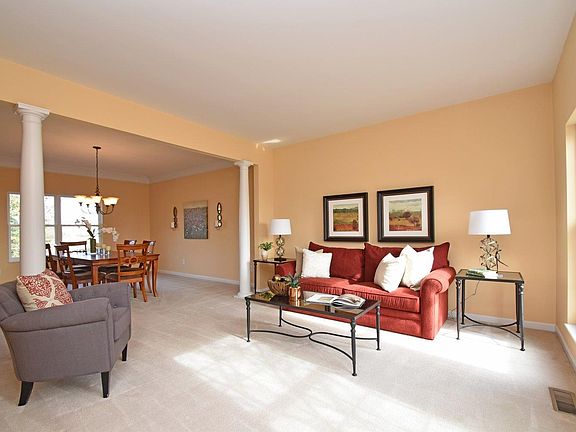 3rd image of 7622 Brookfarm Ct