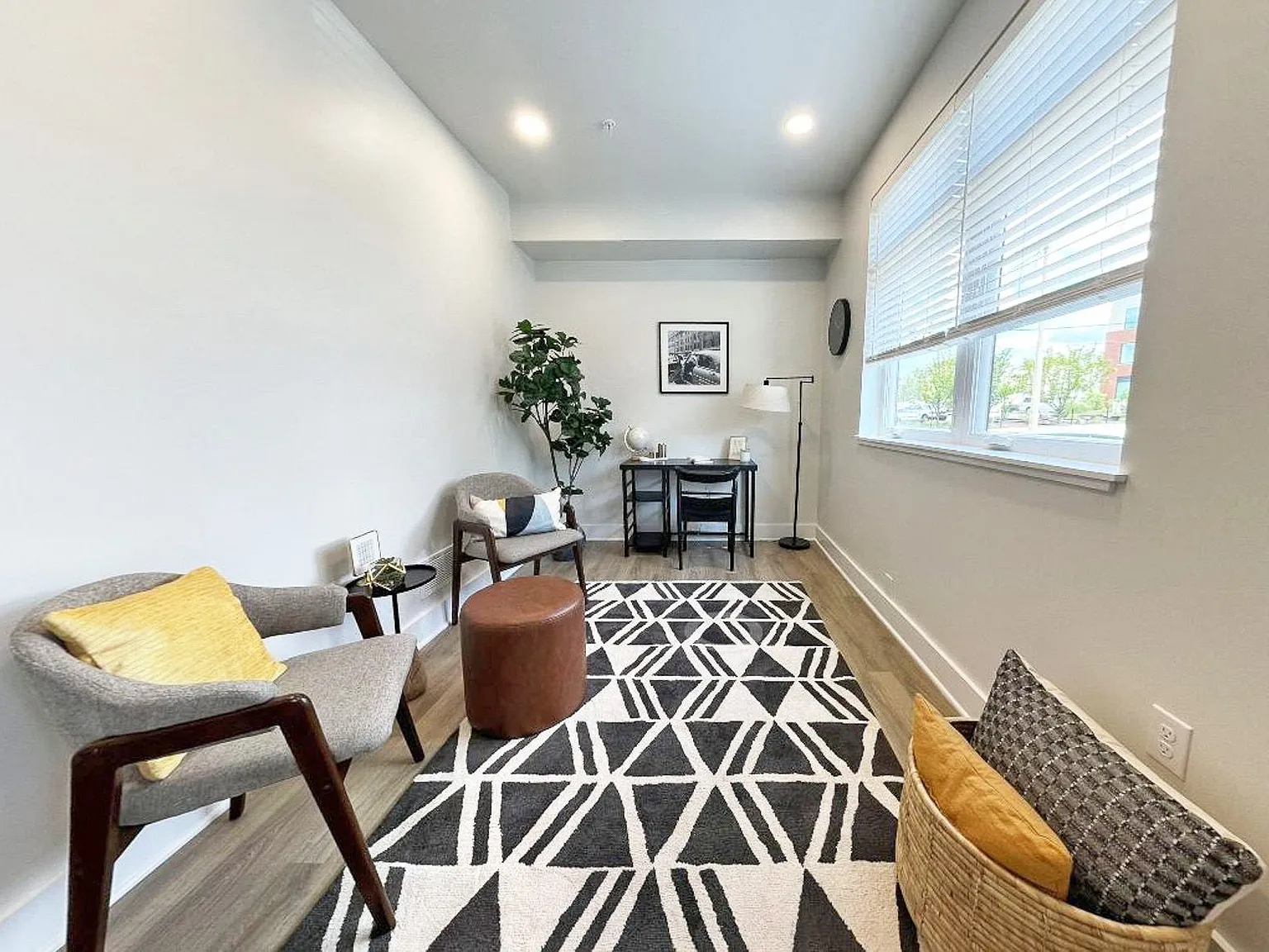 Pearl Street Townhomes — Photo 2