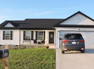 126 Buckeye Ct, Mount Sterling, KY 40353