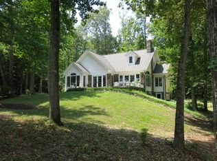 182 Ironwood Rd, Montross, VA 22520