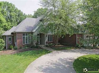 2780 W Carr Hill Rd, Columbus, IN 47201