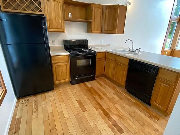 4th image of 506 W Wall St #A