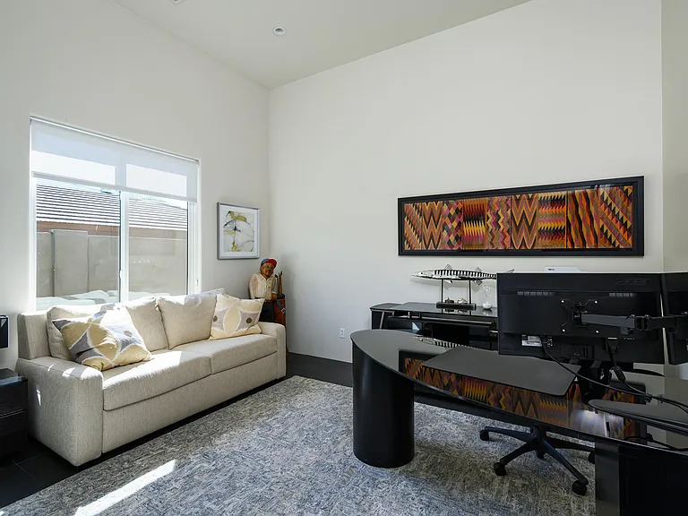 7953 E Thunderhawk Rd — Photo 27