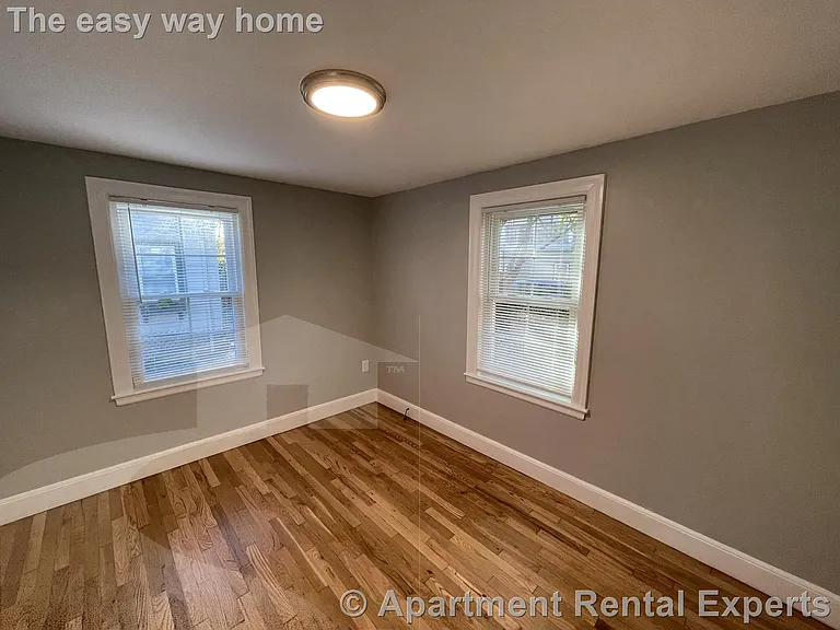 30 Linden Ave #1 — Photo 13