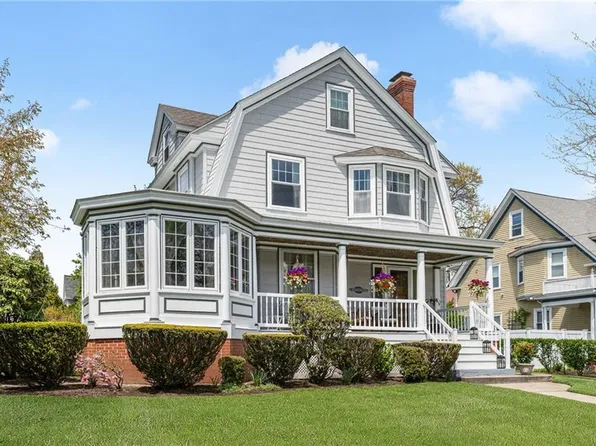 155 Columbia Ave, Cranston, RI 02905