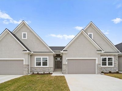 827 NE Algonquin St #B, Lees Summit, MO, 64064