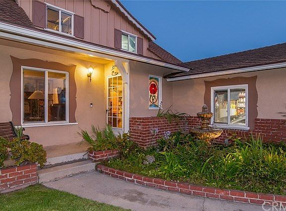 3rd image of 20808 Avis Ave