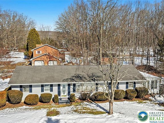 5th image of 4 Codorus Rd